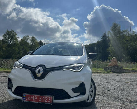 Белый Рено Зое, объемом двигателя 0 л и пробегом 67 тыс. км за 12300 $, фото 24 на Automoto.ua