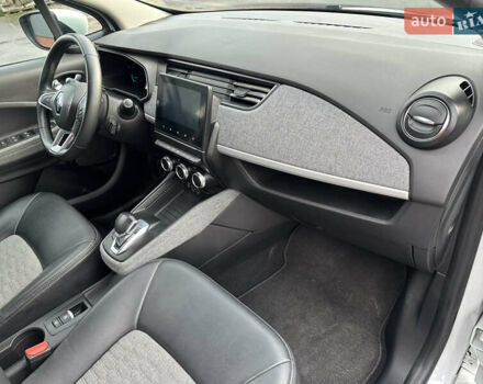 Білий Рено Зое, об'ємом двигуна 0 л та пробігом 36 тис. км за 12400 $, фото 34 на Automoto.ua