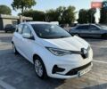 Белый Рено Зое, объемом двигателя 0 л и пробегом 70 тыс. км за 11800 $, фото 1 на Automoto.ua