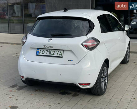 Белый Рено Зое, объемом двигателя 0 л и пробегом 106 тыс. км за 12299 $, фото 11 на Automoto.ua