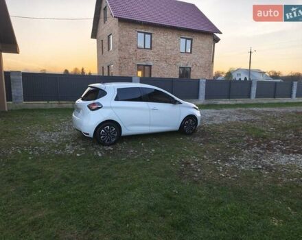Білий Рено Зое, об'ємом двигуна 0 л та пробігом 98 тис. км за 10950 $, фото 21 на Automoto.ua