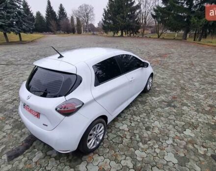 Білий Рено Зое, об'ємом двигуна 0 л та пробігом 78 тис. км за 11800 $, фото 13 на Automoto.ua