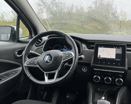 Белый Рено Зое, объемом двигателя 0 л и пробегом 15 тыс. км за 12700 $, фото 19 на Automoto.ua