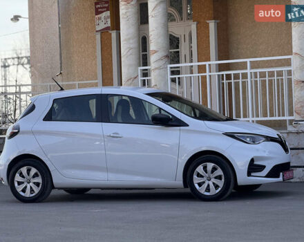 Белый Рено Зое, объемом двигателя 0 л и пробегом 183 тыс. км за 9700 $, фото 10 на Automoto.ua