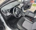 Белый Рено Зое, объемом двигателя 0 л и пробегом 50 тыс. км за 11900 $, фото 40 на Automoto.ua