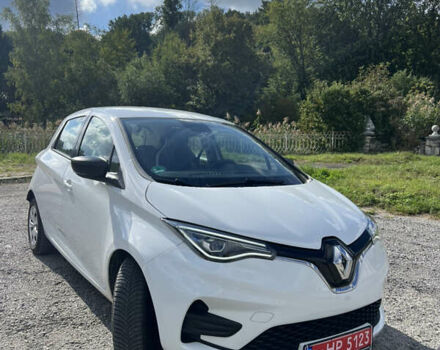 Белый Рено Зое, объемом двигателя 0 л и пробегом 67 тыс. км за 12300 $, фото 22 на Automoto.ua