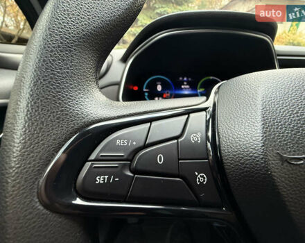 Білий Рено Зое, об'ємом двигуна 0 л та пробігом 30 тис. км за 12300 $, фото 18 на Automoto.ua