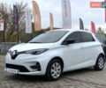 Белый Рено Зое, объемом двигателя 0 л и пробегом 25 тыс. км за 12499 $, фото 1 на Automoto.ua