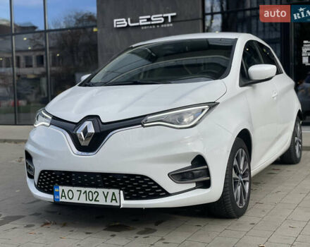 Белый Рено Зое, объемом двигателя 0 л и пробегом 106 тыс. км за 12299 $, фото 35 на Automoto.ua