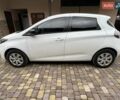 Белый Рено Зое, объемом двигателя 0 л и пробегом 54 тыс. км за 13200 $, фото 2 на Automoto.ua