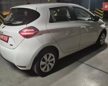 Білий Рено Зое, об'ємом двигуна 0 л та пробігом 35 тис. км за 12300 $, фото 3 на Automoto.ua