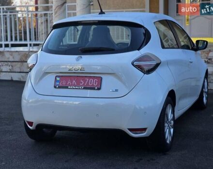 Белый Рено Зое, объемом двигателя 0 л и пробегом 85 тыс. км за 12999 $, фото 14 на Automoto.ua