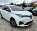 Белый Рено Зое, объемом двигателя 0 л и пробегом 105 тыс. км за 11999 $, фото 1 на Automoto.ua