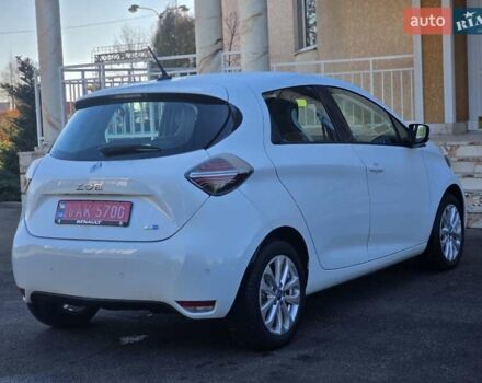 Белый Рено Зое, объемом двигателя 0 л и пробегом 85 тыс. км за 12999 $, фото 15 на Automoto.ua