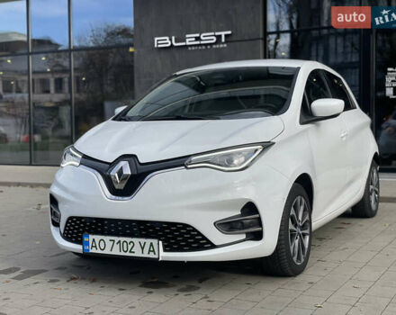 Белый Рено Зое, объемом двигателя 0 л и пробегом 106 тыс. км за 12299 $, фото 36 на Automoto.ua