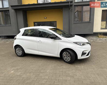 Білий Рено Зое, об'ємом двигуна 0 л та пробігом 69 тис. км за 11800 $, фото 17 на Automoto.ua