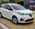 Белый Рено Зое, объемом двигателя 0 л и пробегом 74 тыс. км за 11600 $, фото 8 на Automoto.ua