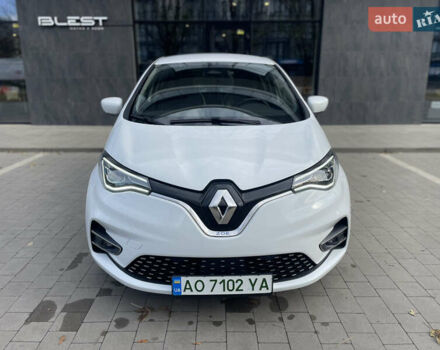 Белый Рено Зое, объемом двигателя 0 л и пробегом 106 тыс. км за 12299 $, фото 40 на Automoto.ua