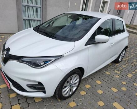 Белый Рено Зое, объемом двигателя 0 л и пробегом 50 тыс. км за 11900 $, фото 14 на Automoto.ua