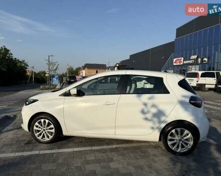 Белый Рено Зое, объемом двигателя 0 л и пробегом 70 тыс. км за 11800 $, фото 3 на Automoto.ua