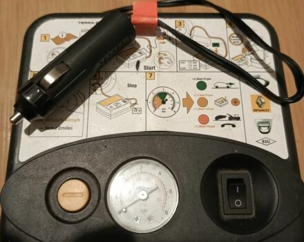 Білий Рено Зое, об'ємом двигуна 0 л та пробігом 153 тис. км за 500 $, фото 2 на Automoto.ua