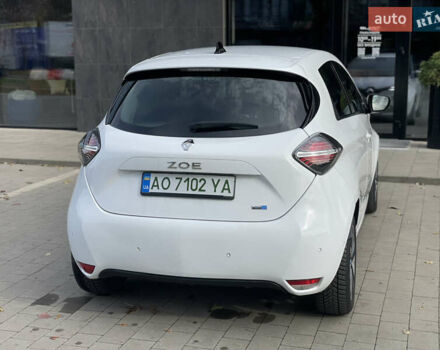 Белый Рено Зое, объемом двигателя 0 л и пробегом 106 тыс. км за 12299 $, фото 12 на Automoto.ua