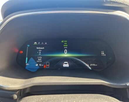 Белый Рено Зое, объемом двигателя 0 л и пробегом 27 тыс. км за 13000 $, фото 6 на Automoto.ua