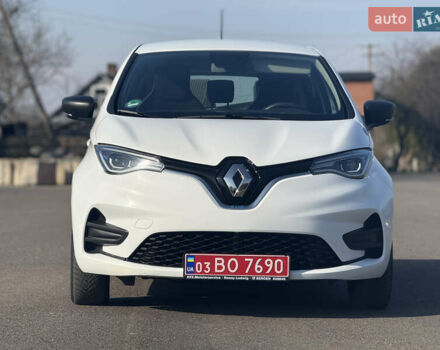Белый Рено Зое, объемом двигателя 0 л и пробегом 170 тыс. км за 9950 $, фото 1 на Automoto.ua
