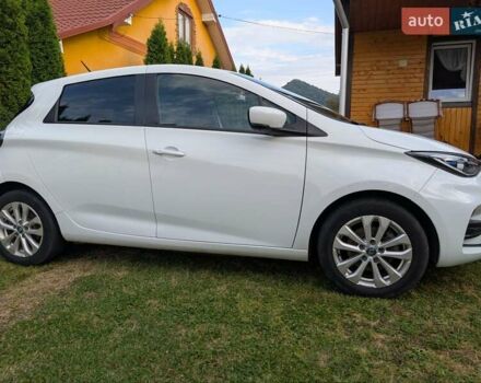 Белый Рено Зое, объемом двигателя 0 л и пробегом 56 тыс. км за 12500 $, фото 28 на Automoto.ua