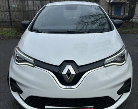 Белый Рено Зое, объемом двигателя 0 л и пробегом 58 тыс. км за 11780 $, фото 2 на Automoto.ua