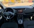 Белый Рено Зое, объемом двигателя 0 л и пробегом 104 тыс. км за 10300 $, фото 8 на Automoto.ua