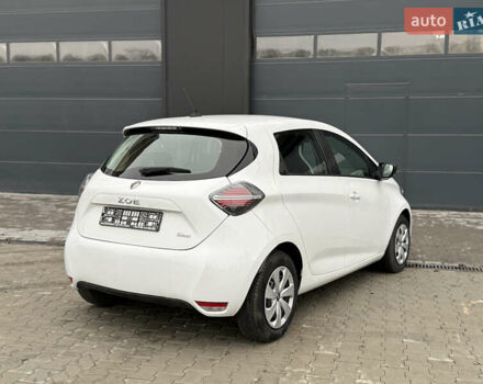 Білий Рено Зое, об'ємом двигуна 0 л та пробігом 61 тис. км за 11900 $, фото 6 на Automoto.ua
