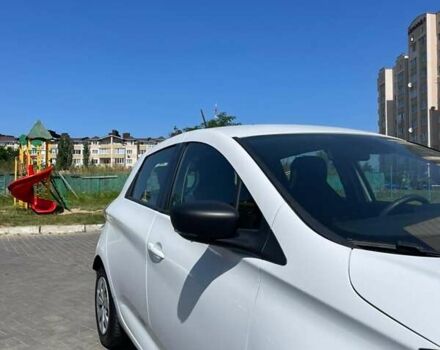 Белый Рено Зое, объемом двигателя 0 л и пробегом 40 тыс. км за 13750 $, фото 21 на Automoto.ua