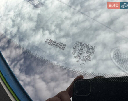 Білий Рено Зое, об'ємом двигуна 0 л та пробігом 84 тис. км за 11999 $, фото 18 на Automoto.ua