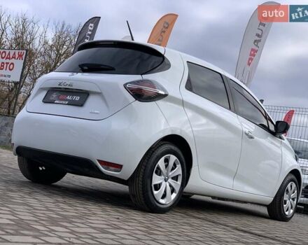 Белый Рено Зое, объемом двигателя 0 л и пробегом 66 тыс. км за 12499 $, фото 13 на Automoto.ua