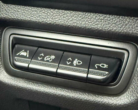 Белый Рено Зое, объемом двигателя 0 л и пробегом 27 тыс. км за 12600 $, фото 17 на Automoto.ua