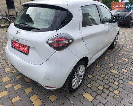 Белый Рено Зое, объемом двигателя 0 л и пробегом 50 тыс. км за 11900 $, фото 10 на Automoto.ua