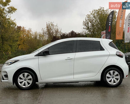 Белый Рено Зое, объемом двигателя 0 л и пробегом 47 тыс. км за 12499 $, фото 11 на Automoto.ua
