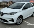 Белый Рено Зое, объемом двигателя 0 л и пробегом 98 тыс. км за 12650 $, фото 1 на Automoto.ua