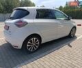 Белый Рено Зое, объемом двигателя 0 л и пробегом 73 тыс. км за 12450 $, фото 16 на Automoto.ua
