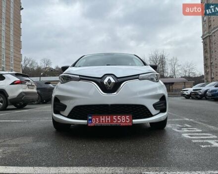 Белый Рено Зое, объемом двигателя 0 л и пробегом 39 тыс. км за 12300 $, фото 2 на Automoto.ua