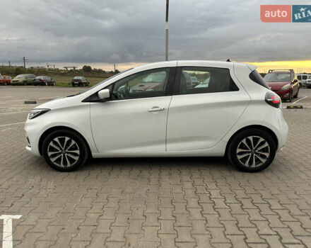 Белый Рено Зое, объемом двигателя 0 л и пробегом 88 тыс. км за 12300 $, фото 5 на Automoto.ua