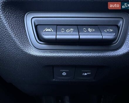 Белый Рено Зое, объемом двигателя 0 л и пробегом 83 тыс. км за 11999 $, фото 30 на Automoto.ua