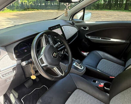 Белый Рено Зое, объемом двигателя 0 л и пробегом 74 тыс. км за 13499 $, фото 9 на Automoto.ua