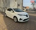 Белый Рено Зое, объемом двигателя 0 л и пробегом 78 тыс. км за 11999 $, фото 2 на Automoto.ua
