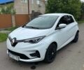 Белый Рено Зое, объемом двигателя 0 л и пробегом 27 тыс. км за 12490 $, фото 1 на Automoto.ua