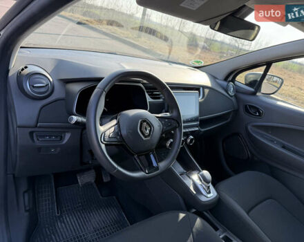 Білий Рено Зое, об'ємом двигуна 0 л та пробігом 170 тис. км за 9999 $, фото 12 на Automoto.ua