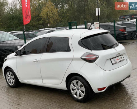 Белый Рено Зое, объемом двигателя 0 л и пробегом 47 тыс. км за 12499 $, фото 18 на Automoto.ua