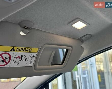 Белый Рено Зое, объемом двигателя 0 л и пробегом 83 тыс. км за 11999 $, фото 34 на Automoto.ua