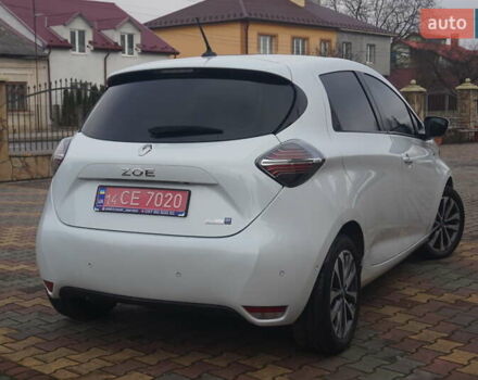 Белый Рено Зое, объемом двигателя 0 л и пробегом 122 тыс. км за 13000 $, фото 9 на Automoto.ua